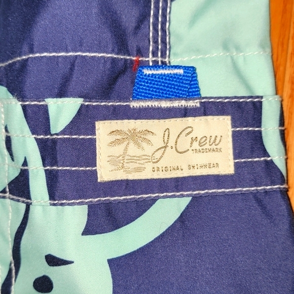 J.Crew Mens Tropical 9" Board Trunks - Picture 5 of 15